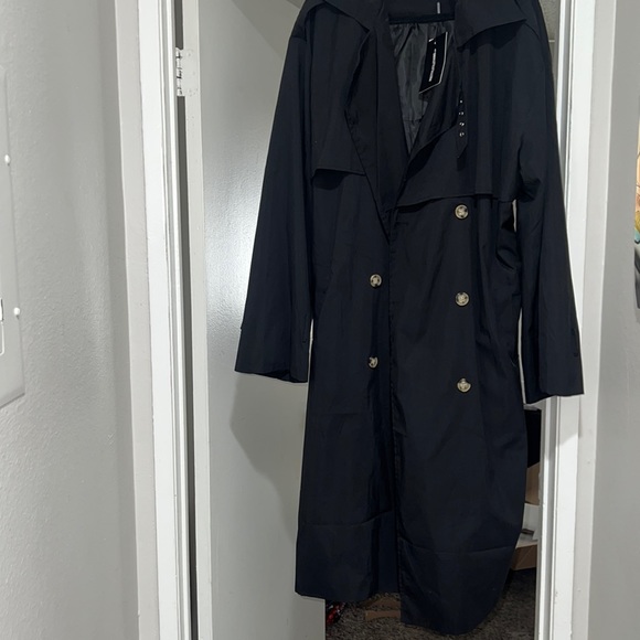 Trench coat - Picture 1 of 4